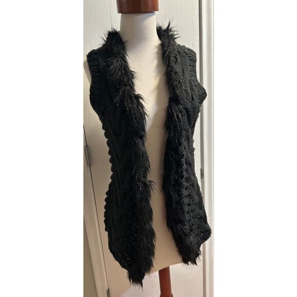 Buffalo David Bitton Women's Acrylic Blend Knit Faux Fur Warm Vest - Picture 1 of 10